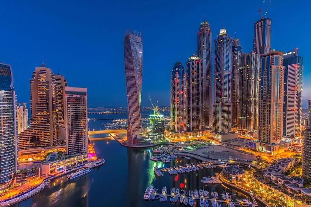 شقة Luxury 2br In Cayan Tower With Sea, Marina & Eye View