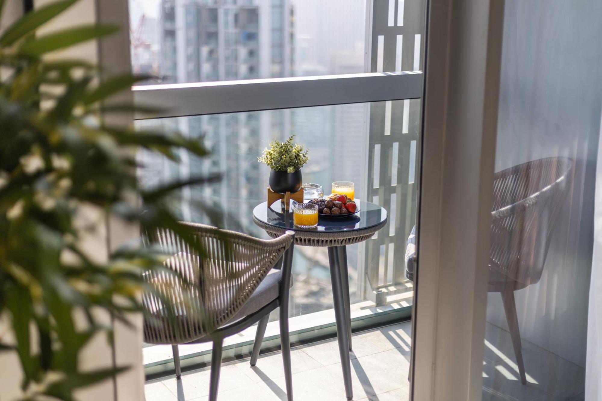 Luxury 2br In Cayan Tower With Sea, Marina & Eye View دبي