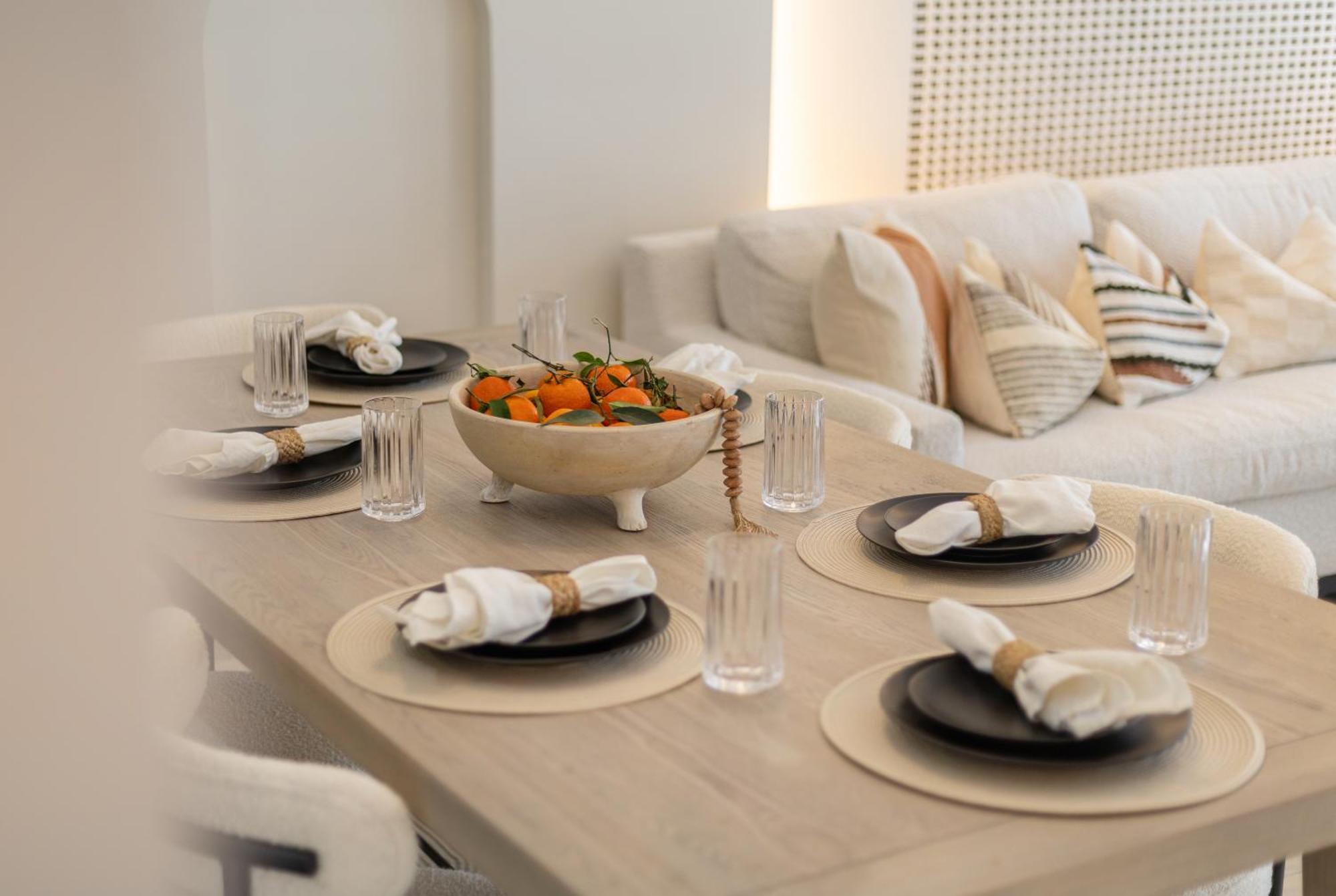 شقة Luxury 2br In Cayan Tower With Sea, Marina & Eye View *