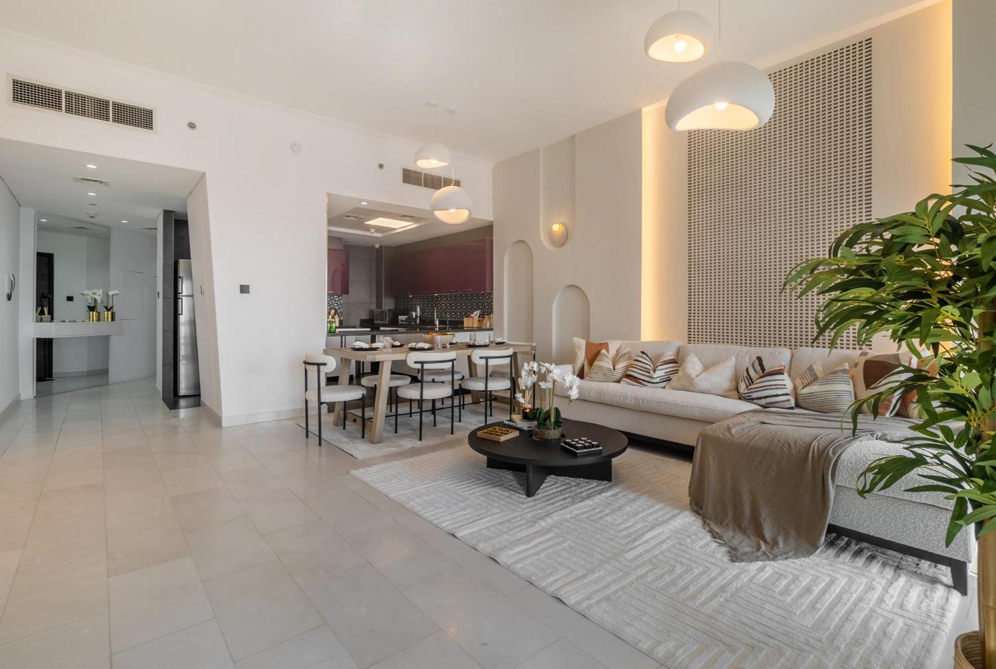 Luxury 2br In Cayan Tower With Sea, Marina & Eye View * دبي